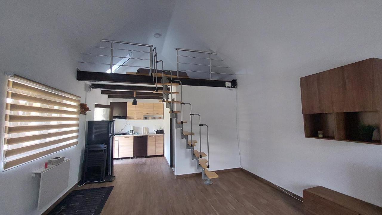 Casa Noua Villa Sasca Montana Ngoại thất bức ảnh